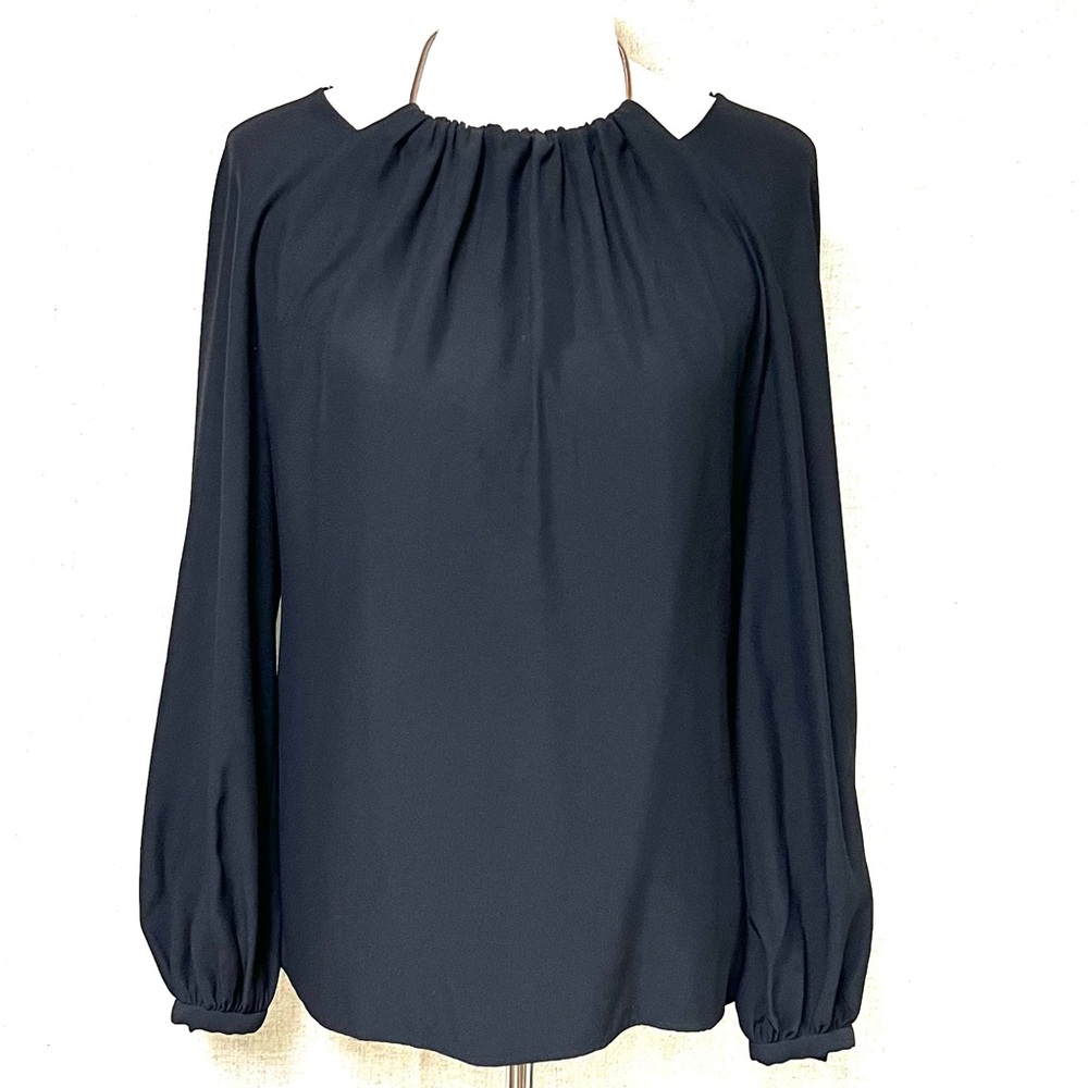 Hugo boss top with amazing neckline